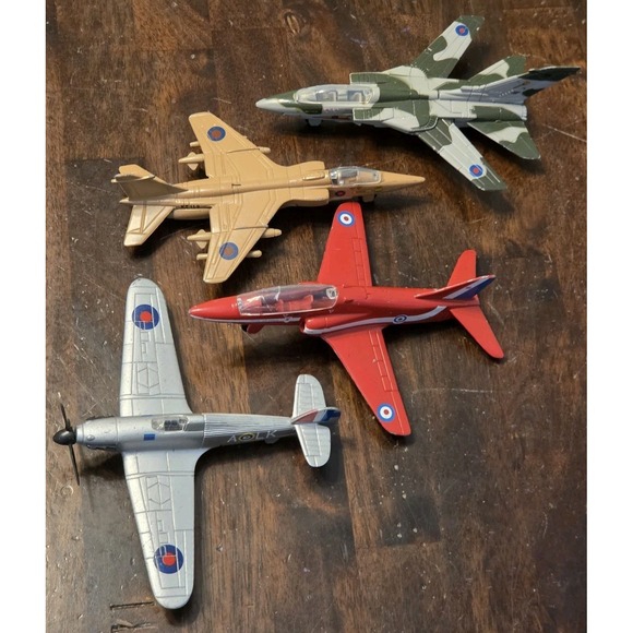 MOTORMAX Other - MOTORMAX Military Airplanes Tornado Jaguar Hurricane Red Arrow Hawk 5.5" Planes